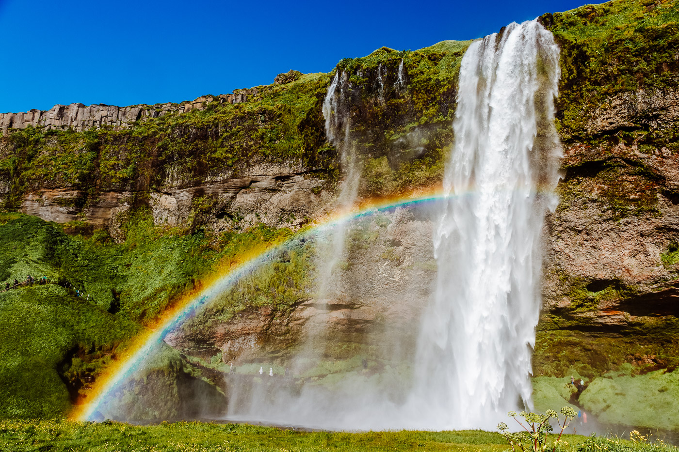 Cascada-Seljalandsfoss-Islandia-Arcoiris